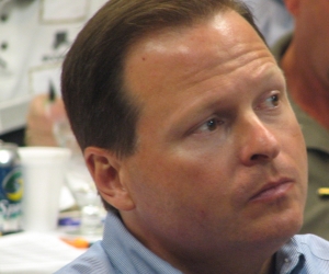 Leading Salespeople through Change to Sales Goal Achievement