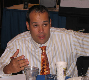 a sales manager confronts<b></b>