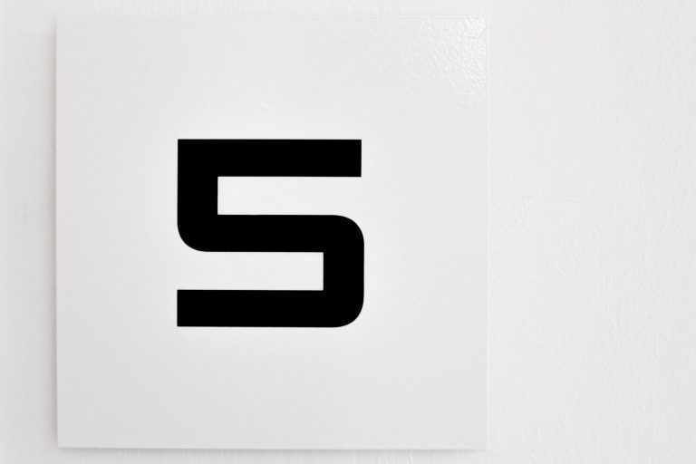 bernard-hermant-9gNPo38Aygg-unsplash