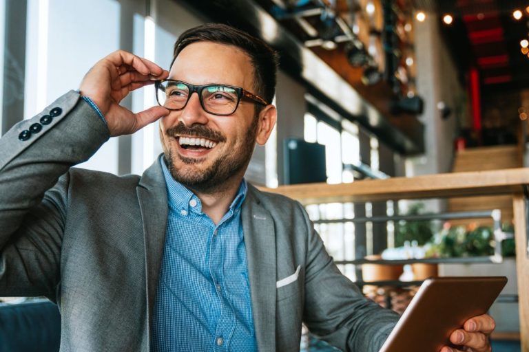 portrait-of-happy-succeffsul-young-business-man-l-2022-07-26-06-12-54-utc