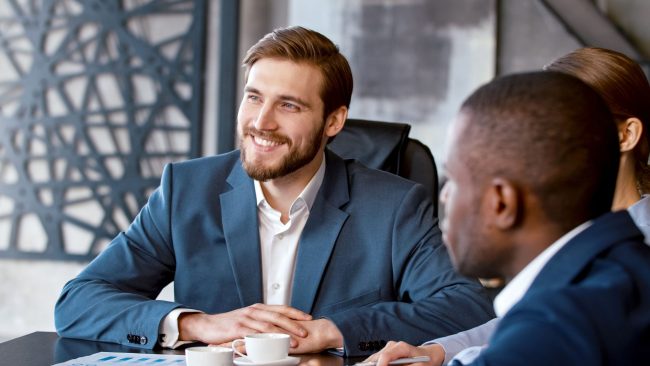 build rapport and trust in sales