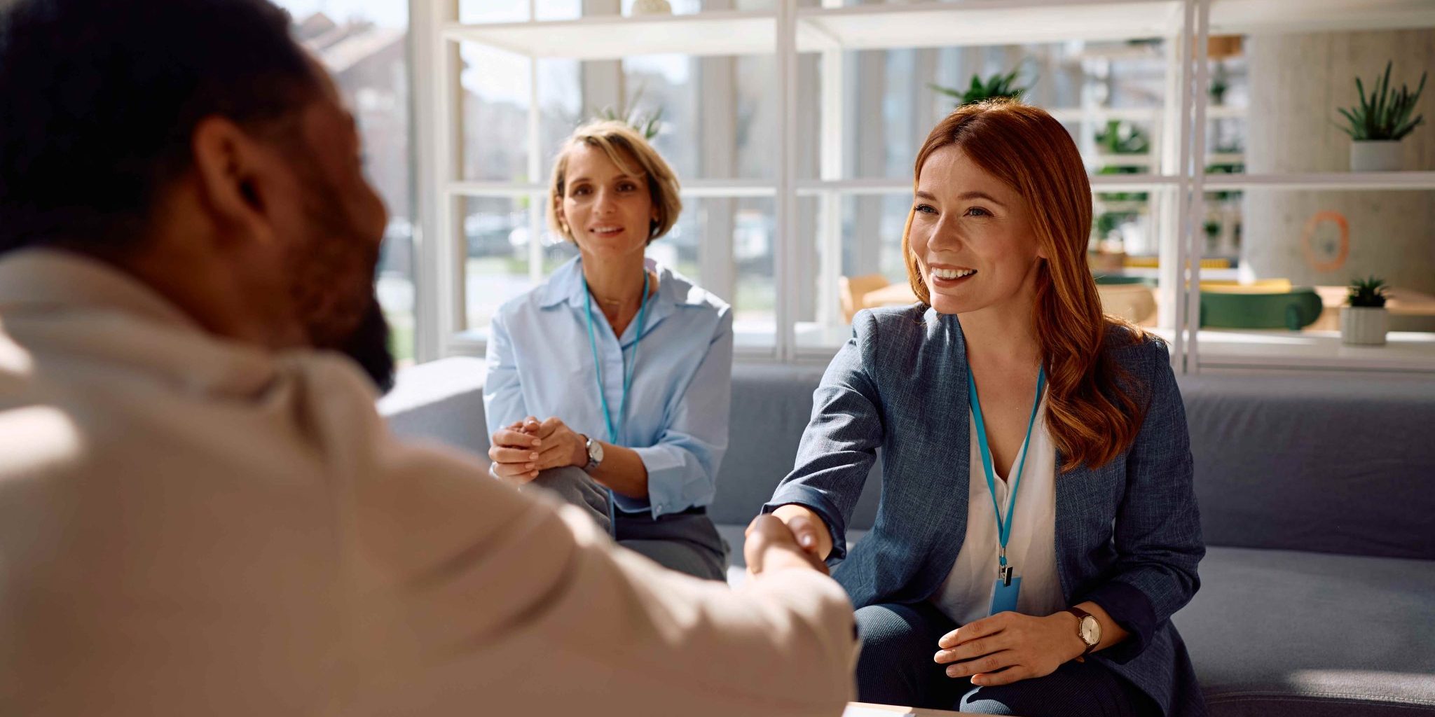 recruit-character-first-sales